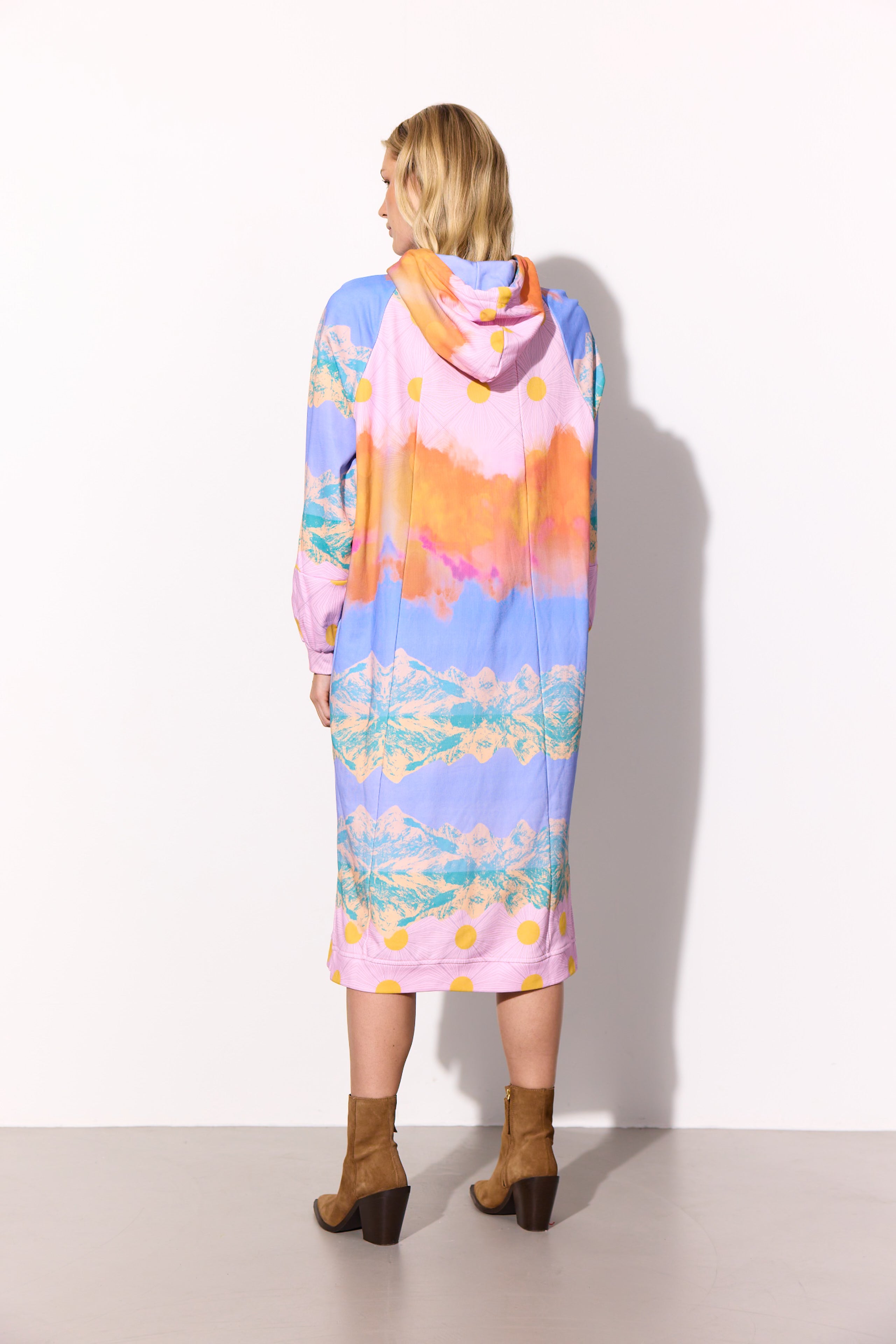 HUNKØN Hope Sweat Dress Kjoler Horizon Art Print