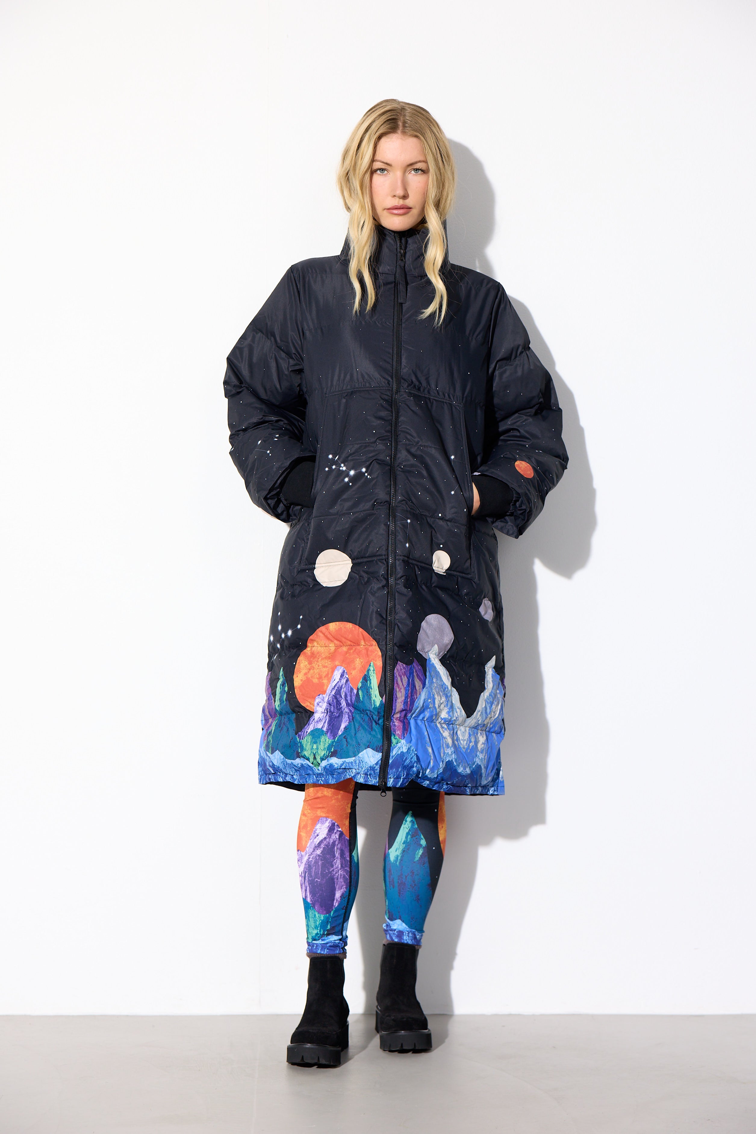 HUNKØN Justice Jacket Jakker Outer Space Art Print
