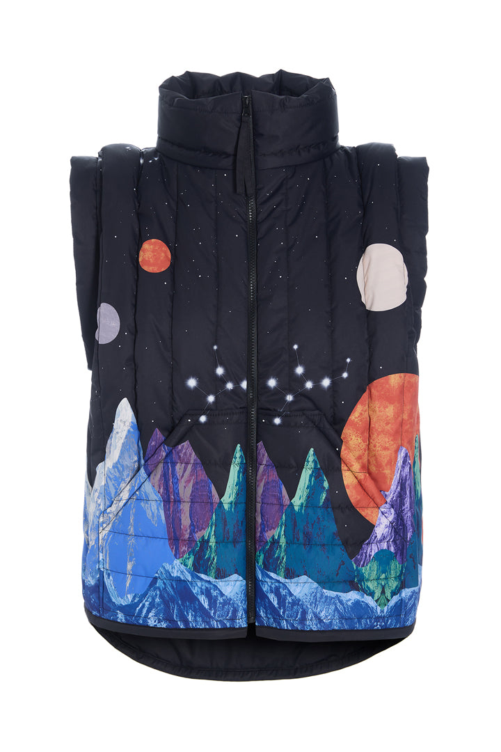 HUNKØN Justice Short vest Vests Outer Space Art Print