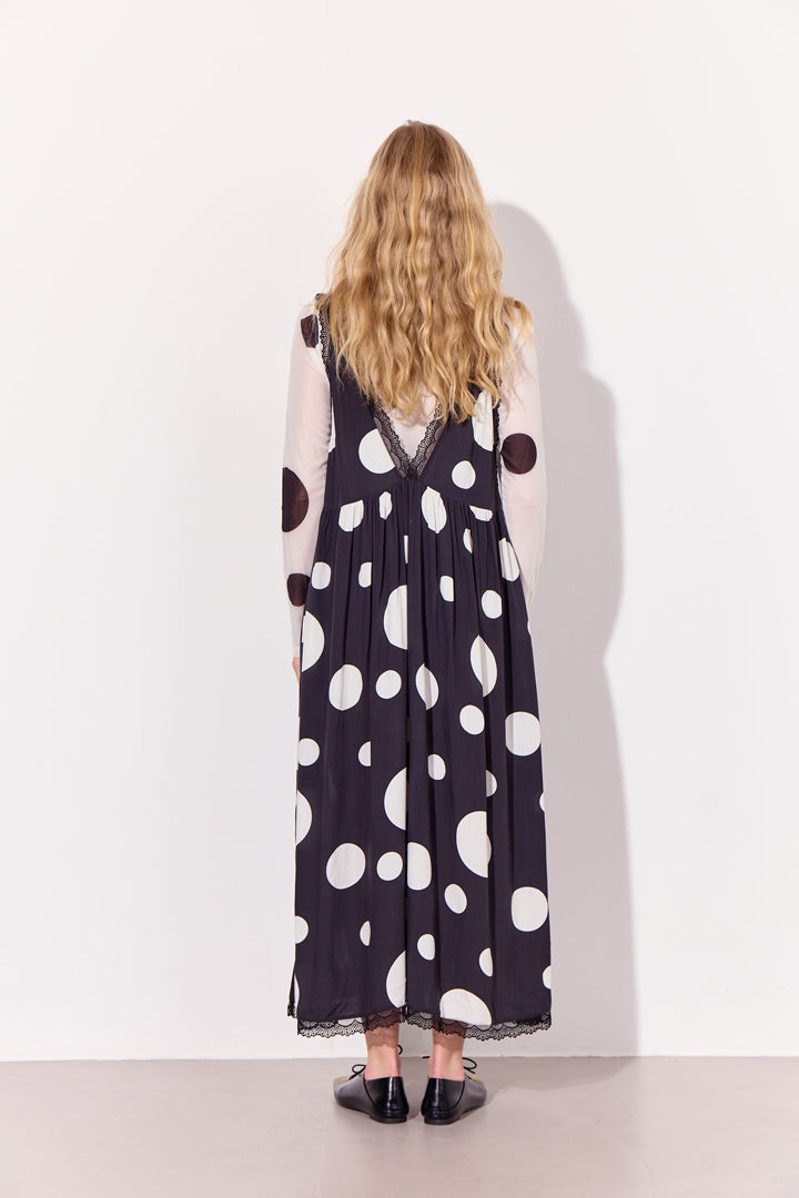 HUNKØN Salem Dress Kjoler Black