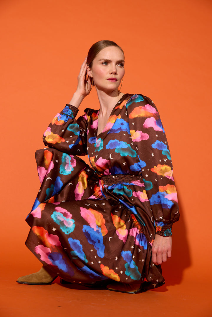 HUNKØN Sonja Dress Kjoler Cocoa Sky Art Print