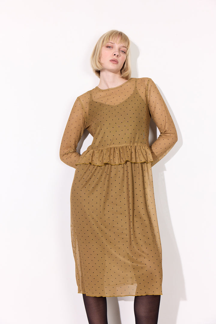 HUNKØN Tova Mesh Dress Kjoler Camel