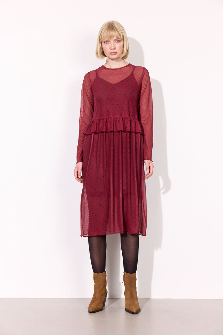HUNKØN Tova Mesh Dress Kjoler Zinfandel