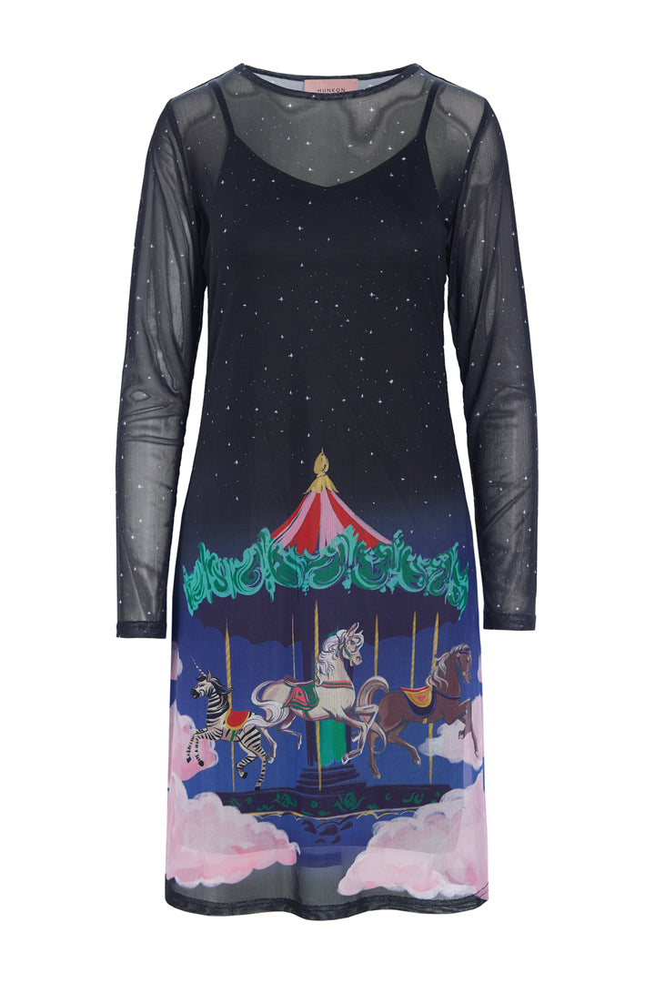 HUNKØN Calista Mesh Dress Kjoler Dream Fairground Art Print