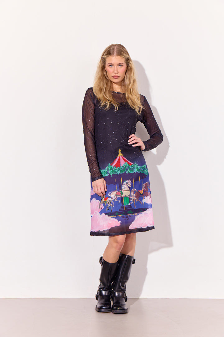HUNKØN Calista Mesh Dress Kjoler Dream Fairground Art Print
