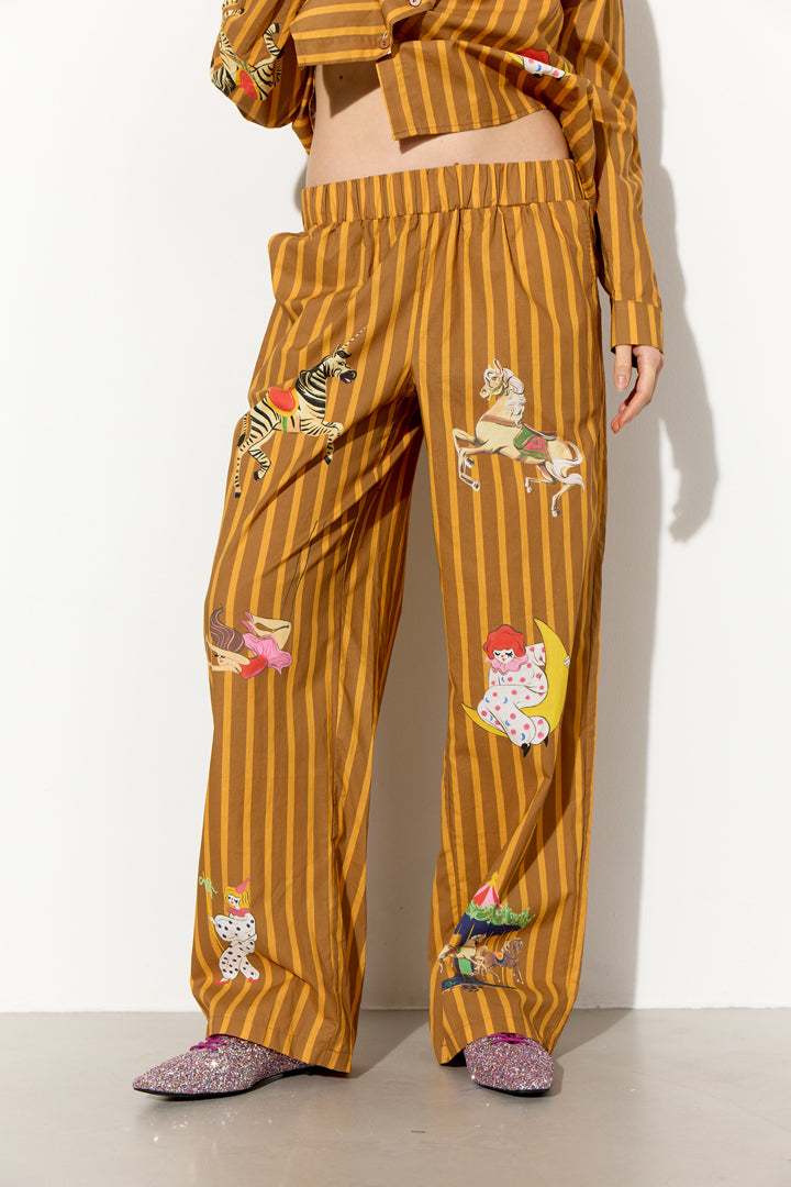 HUNKØN Cosmia Trousers Bukser Caramel Showstopper Art Print