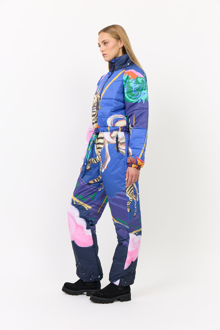 HUNKØN Kiwi Snowsuit Flyverdragter Dream Fairground Art Print