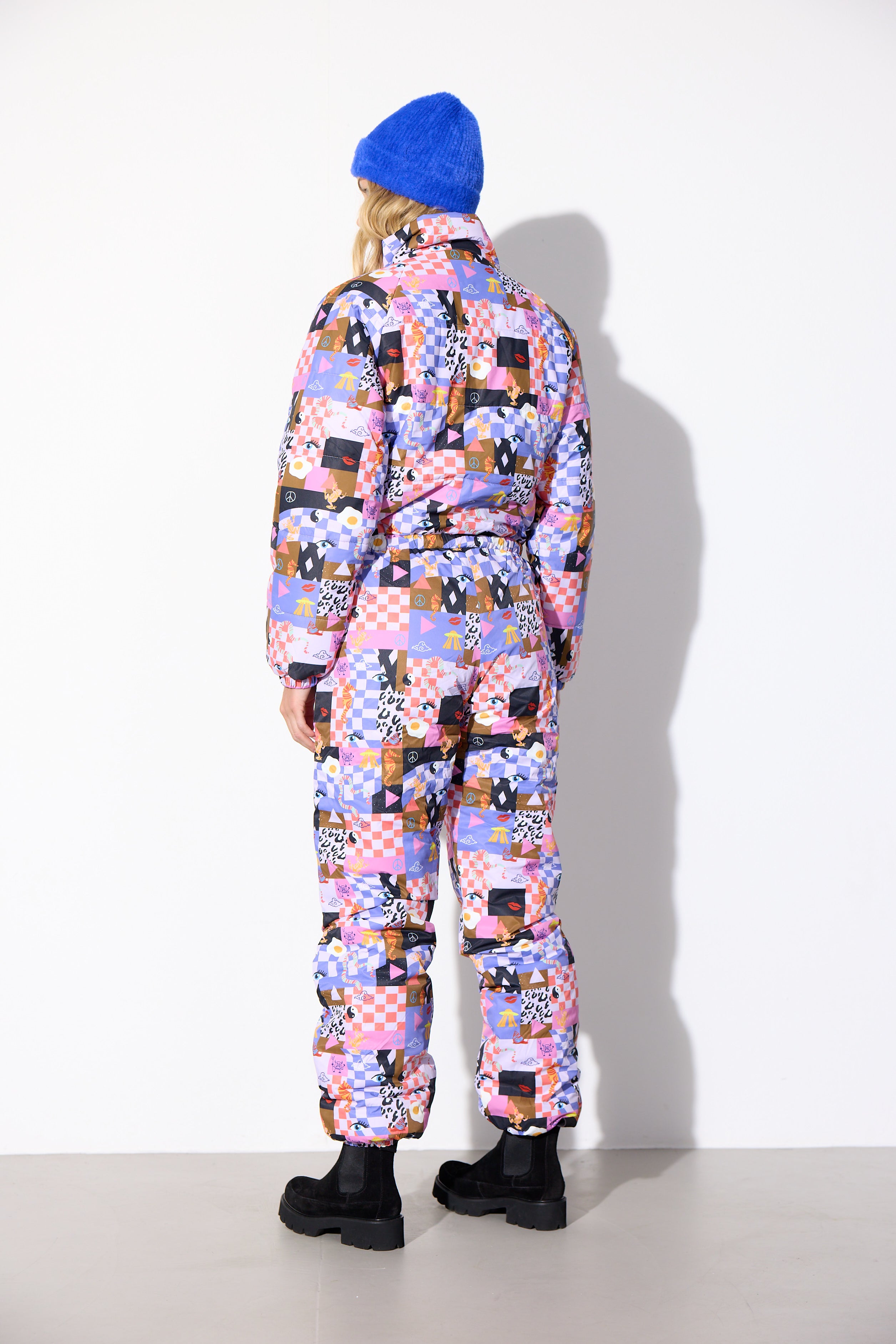 HUNKØN Roxanna Snowsuit Flyverdragter Multiverse Art Print