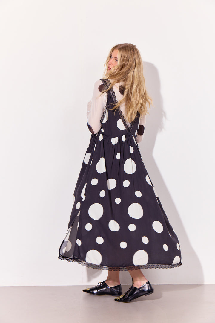 HUNKØN Salem Dress Kjoler Black
