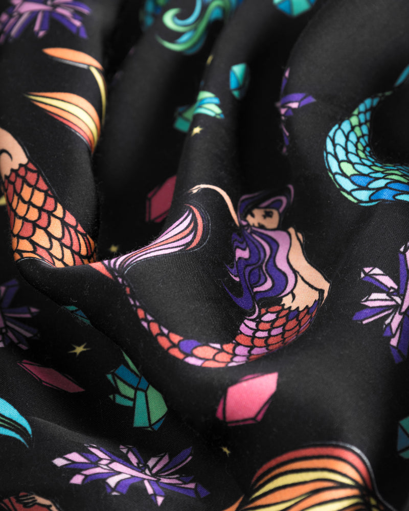 HUNKØN Selena Shirt Skjorter Black Mermaid Art Print